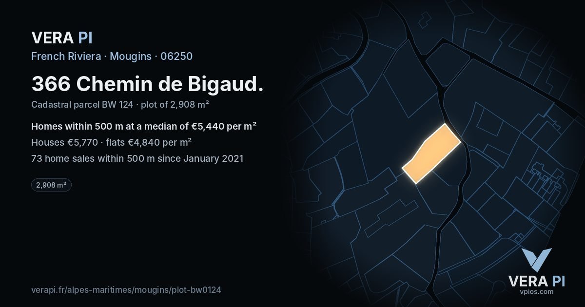 366 Chemin de Bigaud, Mougins at night – the plot lit, the parcels around coloured by the prices near them