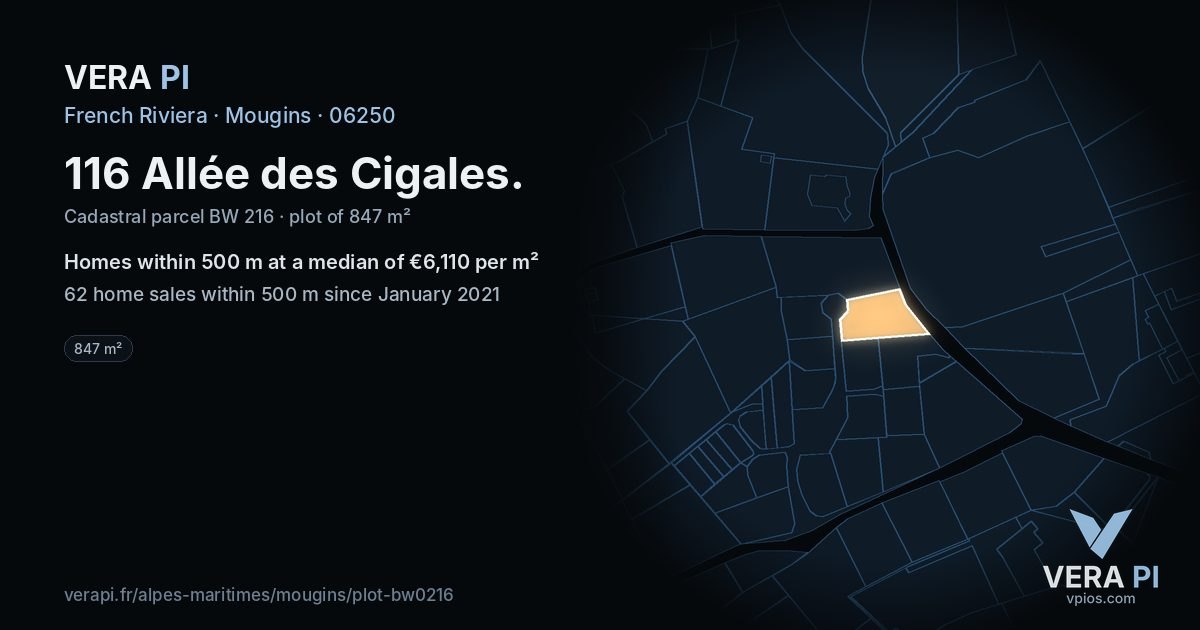 116 Allée des Cigales, Mougins at night – the plot lit, the parcels around coloured by the prices near them