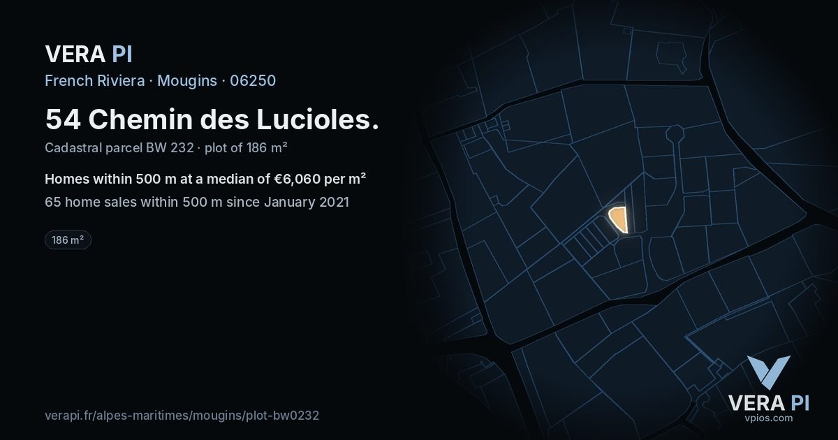 54 Chemin des Lucioles, Mougins at night – the plot lit, the parcels around coloured by the prices near them