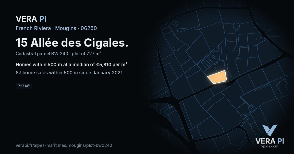 15 Allée des Cigales, Mougins at night – the plot lit, the parcels around coloured by the prices near them