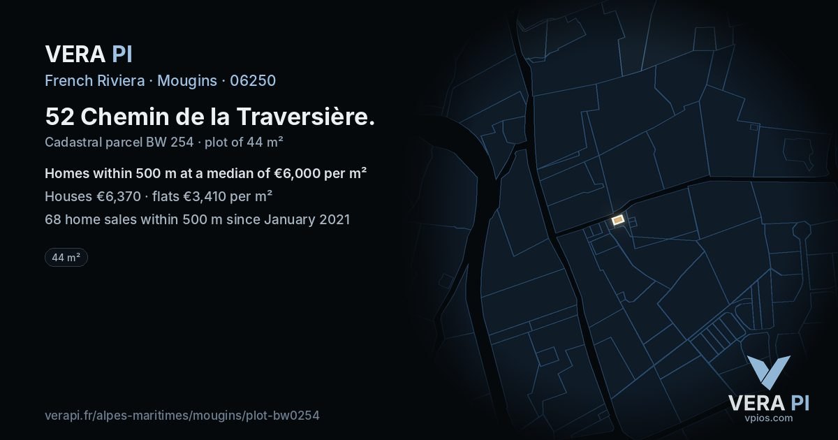 52 Chemin de la Traversière, Mougins at night – the plot lit, the parcels around coloured by the prices near them