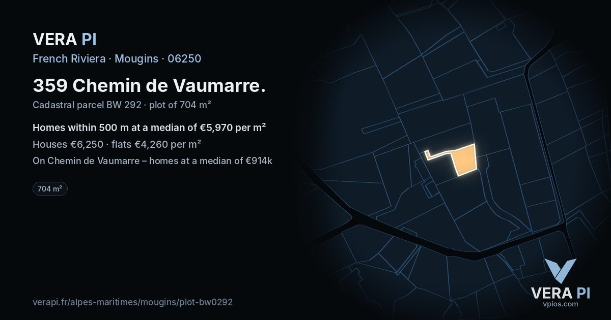 359 Chemin de Vaumarre, Mougins at night – the plot lit, the parcels around coloured by the prices near them