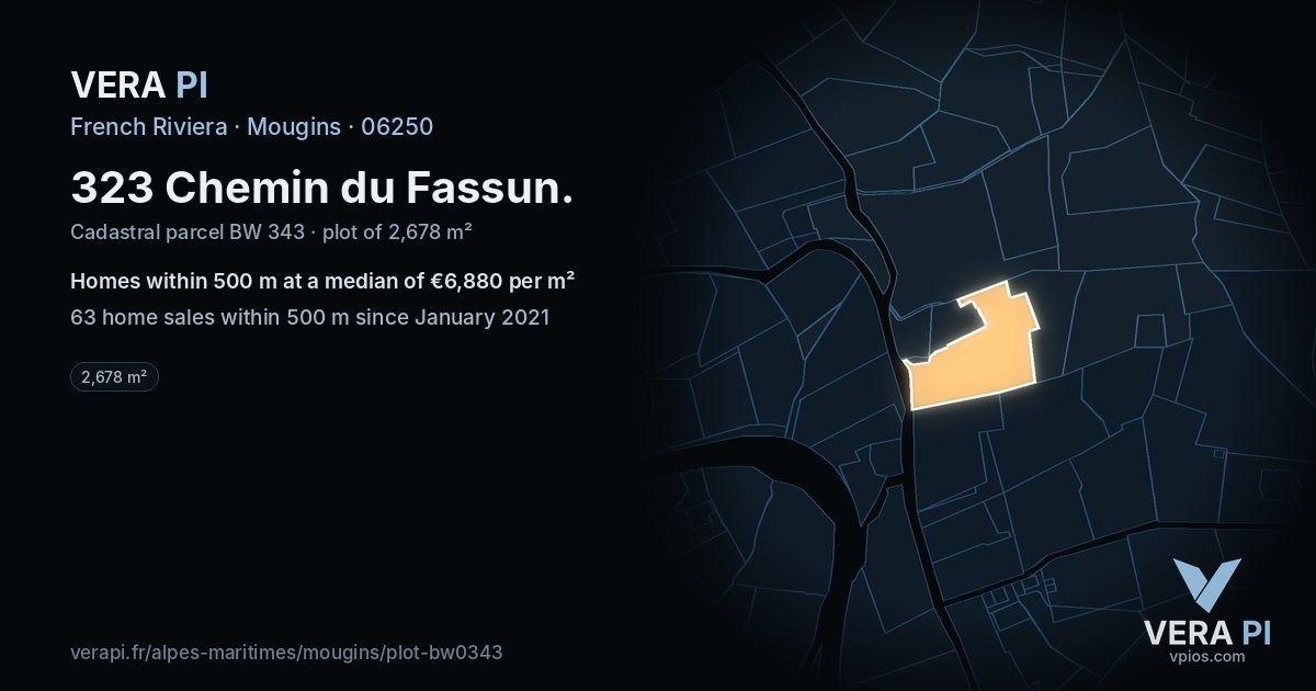 323 Chemin du Fassun, Mougins at night – the plot lit, the parcels around coloured by the prices near them