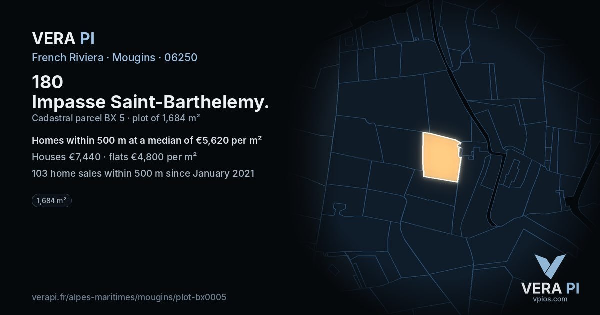 180 Impasse Saint-Barthelemy, Mougins at night – the plot lit, the parcels around coloured by the prices near them