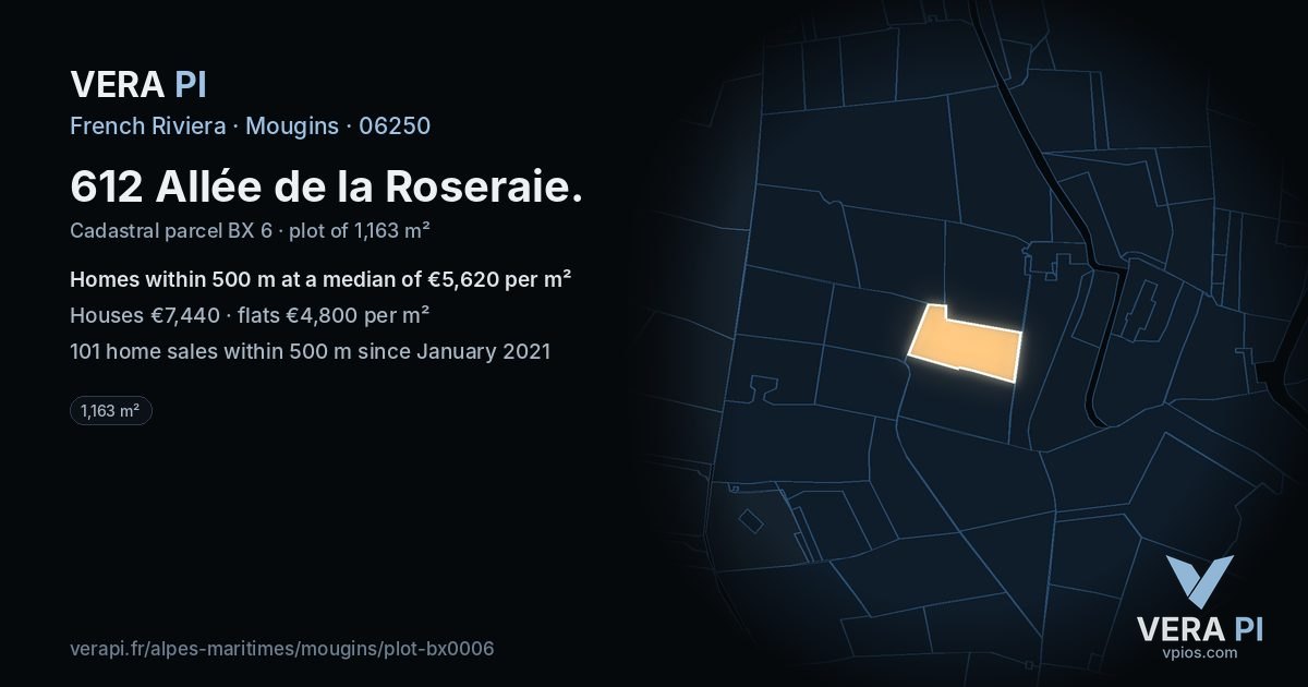 612 Allée de la Roseraie, Mougins at night – the plot lit, the parcels around coloured by the prices near them