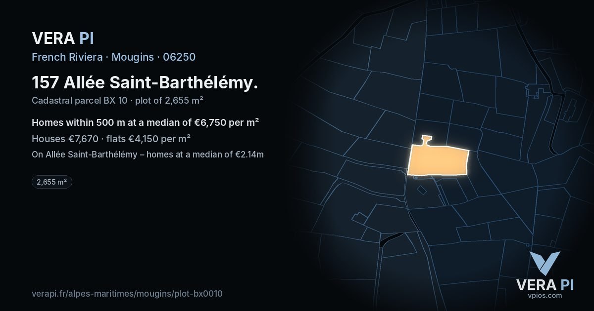157 Allée Saint-Barthélémy, Mougins at night – the plot lit, the parcels around coloured by the prices near them