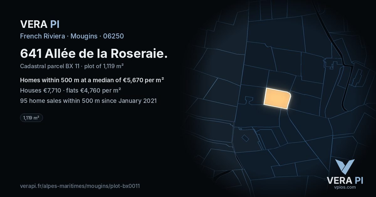 641 Allée de la Roseraie, Mougins at night – the plot lit, the parcels around coloured by the prices near them
