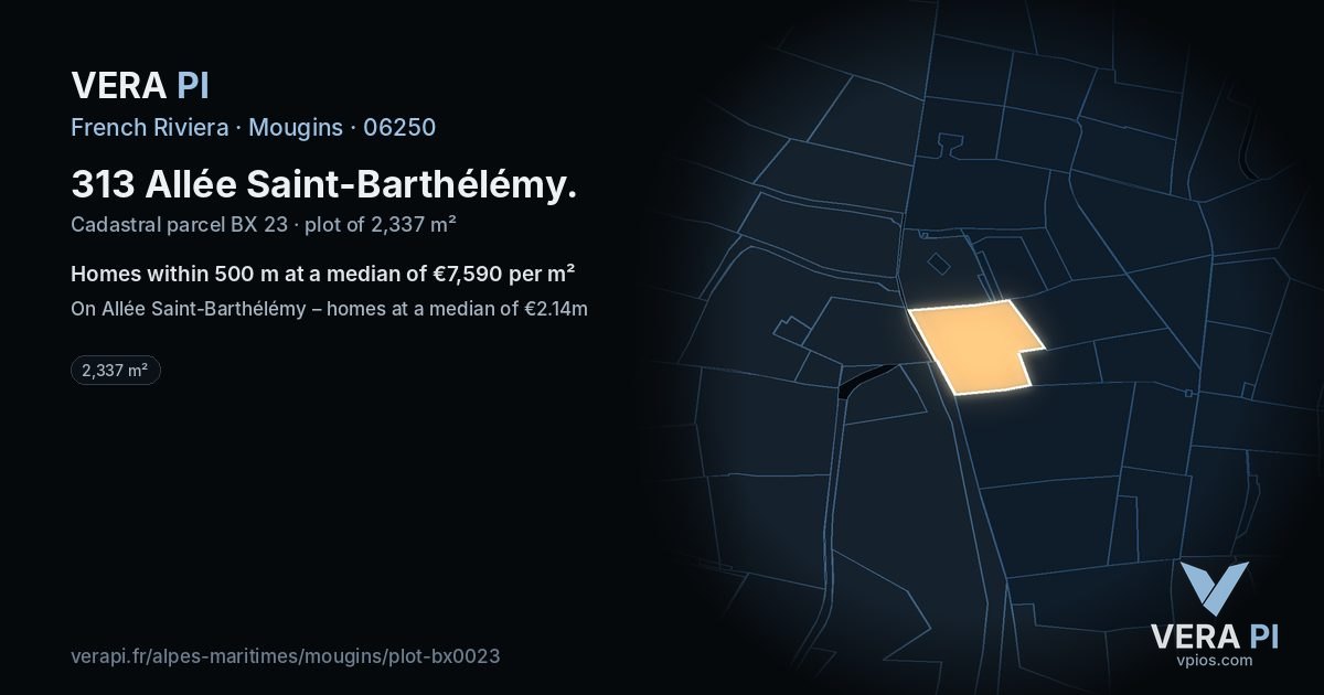 313 Allée Saint-Barthélémy, Mougins at night – the plot lit, the parcels around coloured by the prices near them