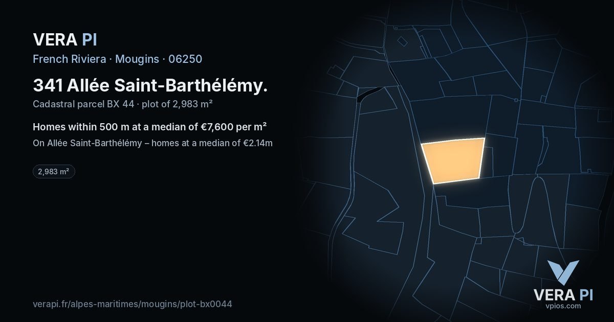 341 Allée Saint-Barthélémy, Mougins at night – the plot lit, the parcels around coloured by the prices near them
