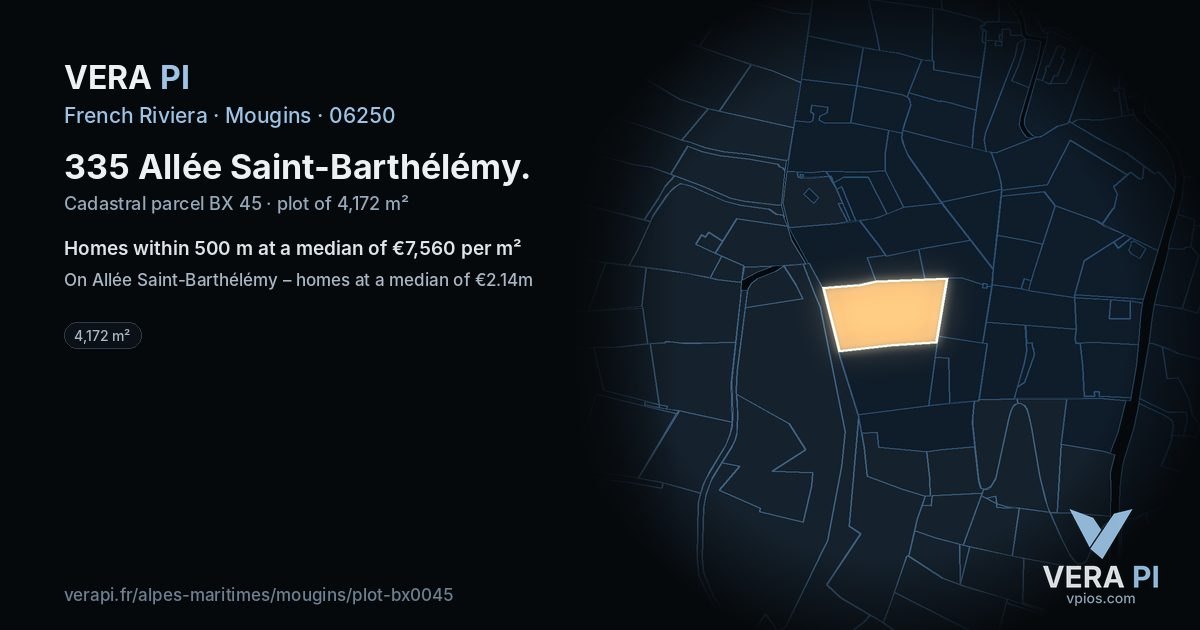 335 Allée Saint-Barthélémy, Mougins at night – the plot lit, the parcels around coloured by the prices near them