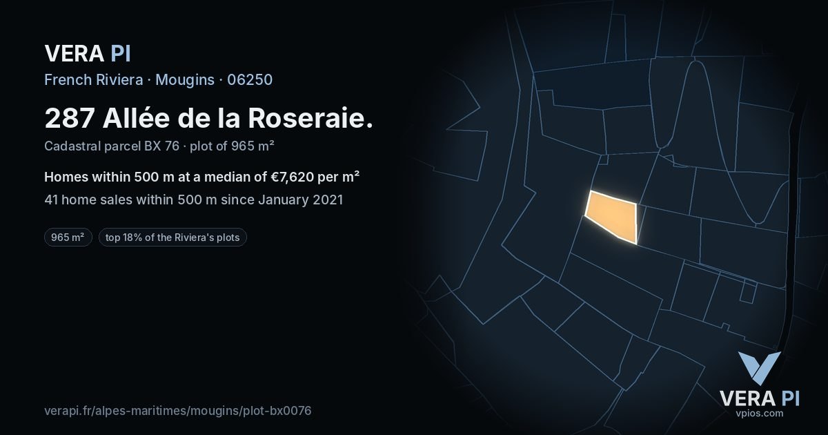 287 Allée de la Roseraie, Mougins at night – the plot lit, the parcels around coloured by the prices near them
