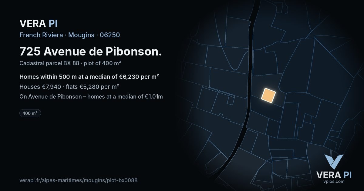 725 Avenue de Pibonson, Mougins at night – the plot lit, the parcels around coloured by the prices near them