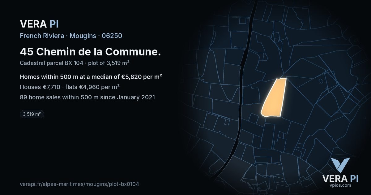 45 Chemin de la Commune, Mougins at night – the plot lit, the parcels around coloured by the prices near them