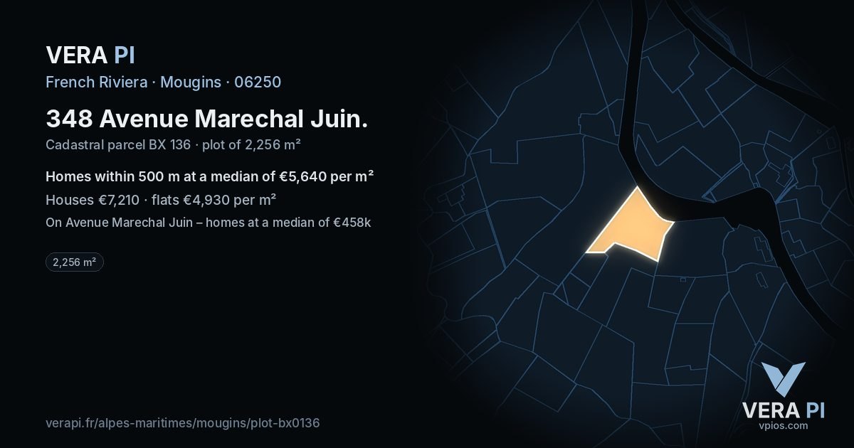 348 Avenue Marechal Juin, Mougins at night – the plot lit, the parcels around coloured by the prices near them