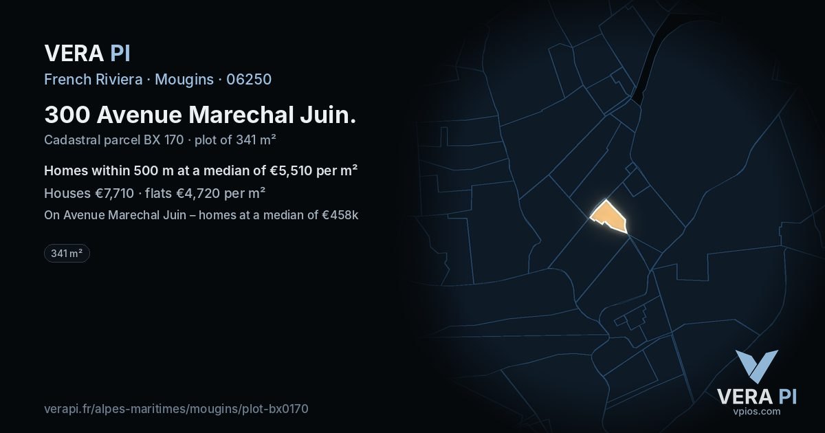 300 Avenue Marechal Juin, Mougins at night – the plot lit, the parcels around coloured by the prices near them