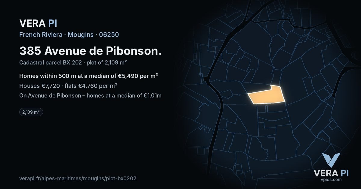 385 Avenue de Pibonson, Mougins at night – the plot lit, the parcels around coloured by the prices near them