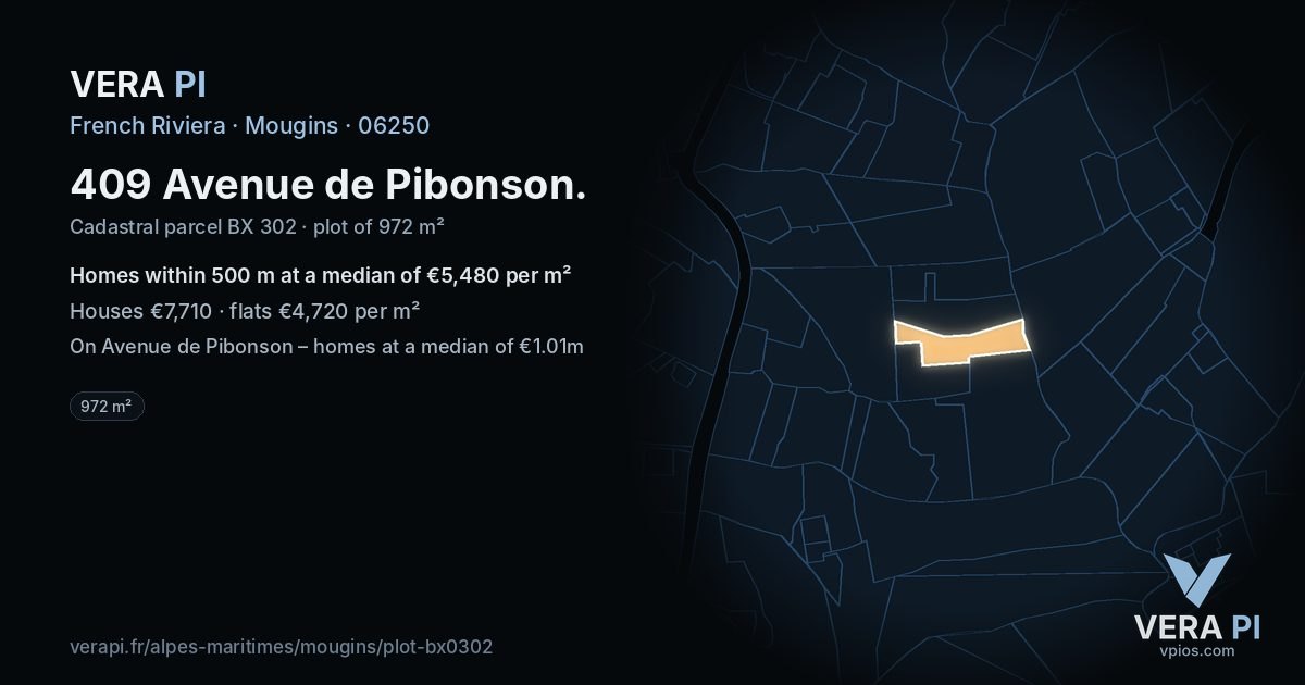 409 Avenue de Pibonson, Mougins at night – the plot lit, the parcels around coloured by the prices near them