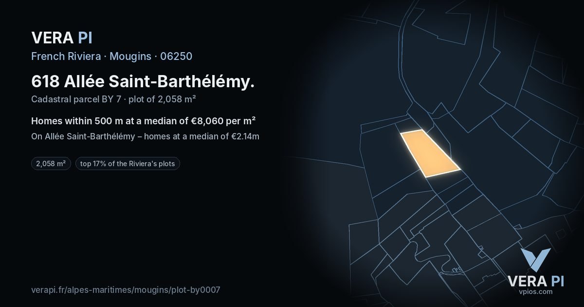 618 Allée Saint-Barthélémy, Mougins at night – the plot lit, the parcels around coloured by the prices near them