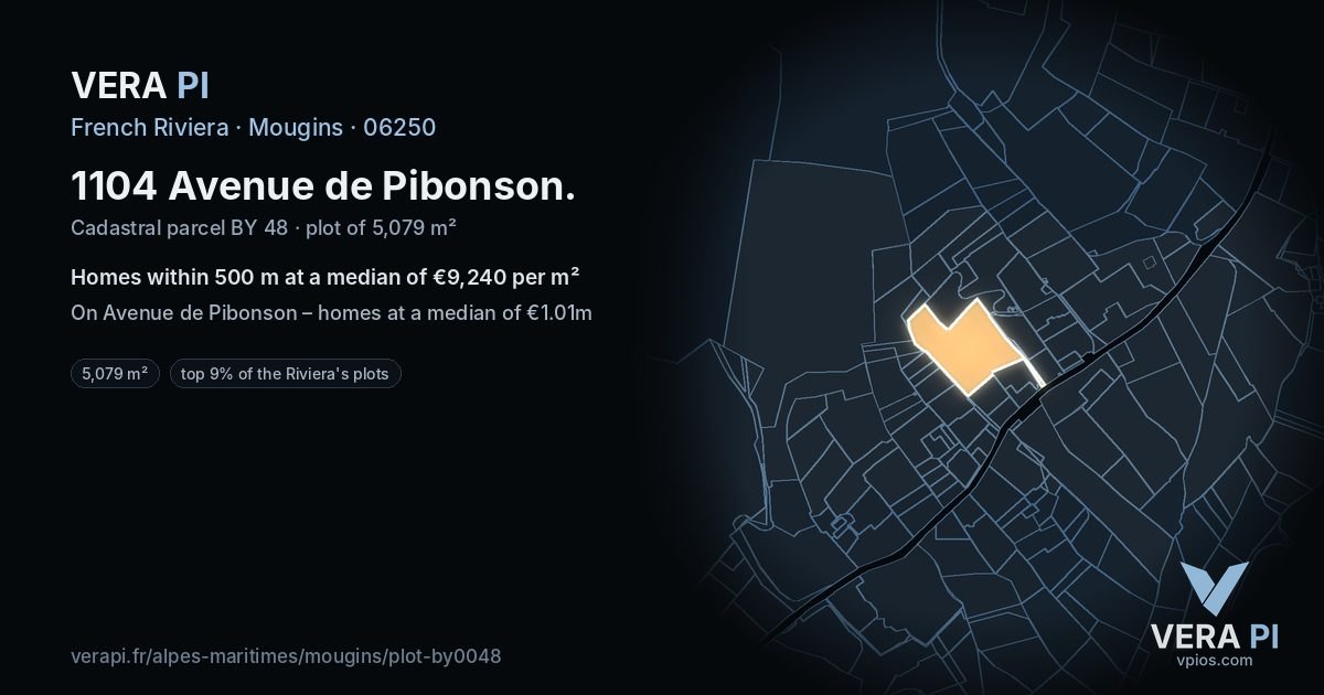1104 Avenue de Pibonson, Mougins at night – the plot lit, the parcels around coloured by the prices near them