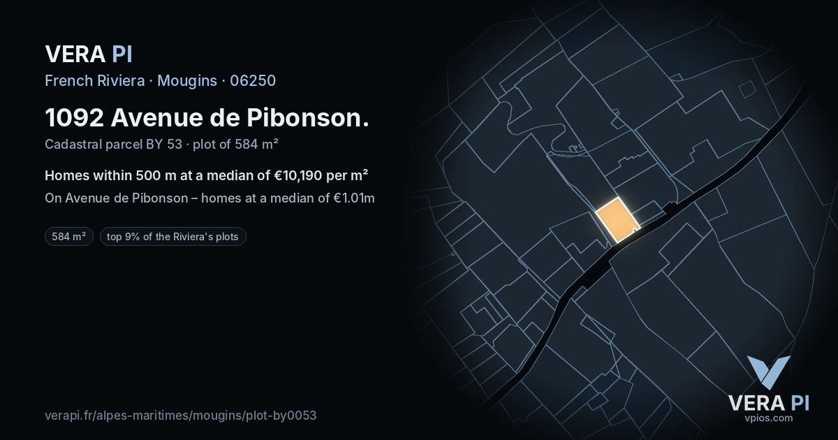 1092 Avenue de Pibonson, Mougins at night – the plot lit, the parcels around coloured by the prices near them