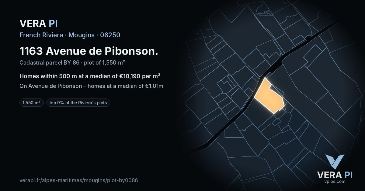 1163 Avenue de Pibonson, Mougins at night – the plot lit, the parcels around coloured by the prices near them