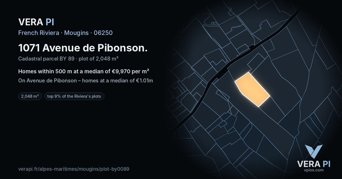 1071 Avenue de Pibonson, Mougins at night – the plot lit, the parcels around coloured by the prices near them