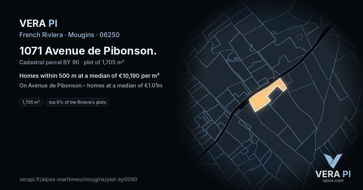 1071 Avenue de Pibonson, Mougins at night – the plot lit, the parcels around coloured by the prices near them
