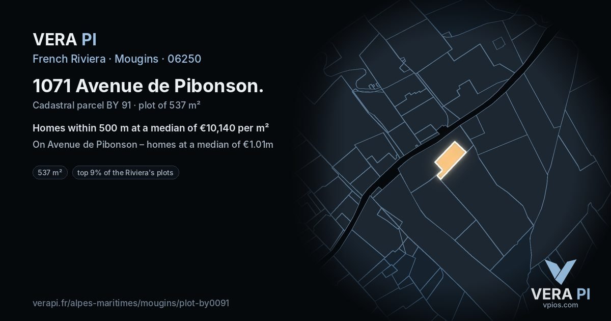 1071 Avenue de Pibonson, Mougins at night – the plot lit, the parcels around coloured by the prices near them