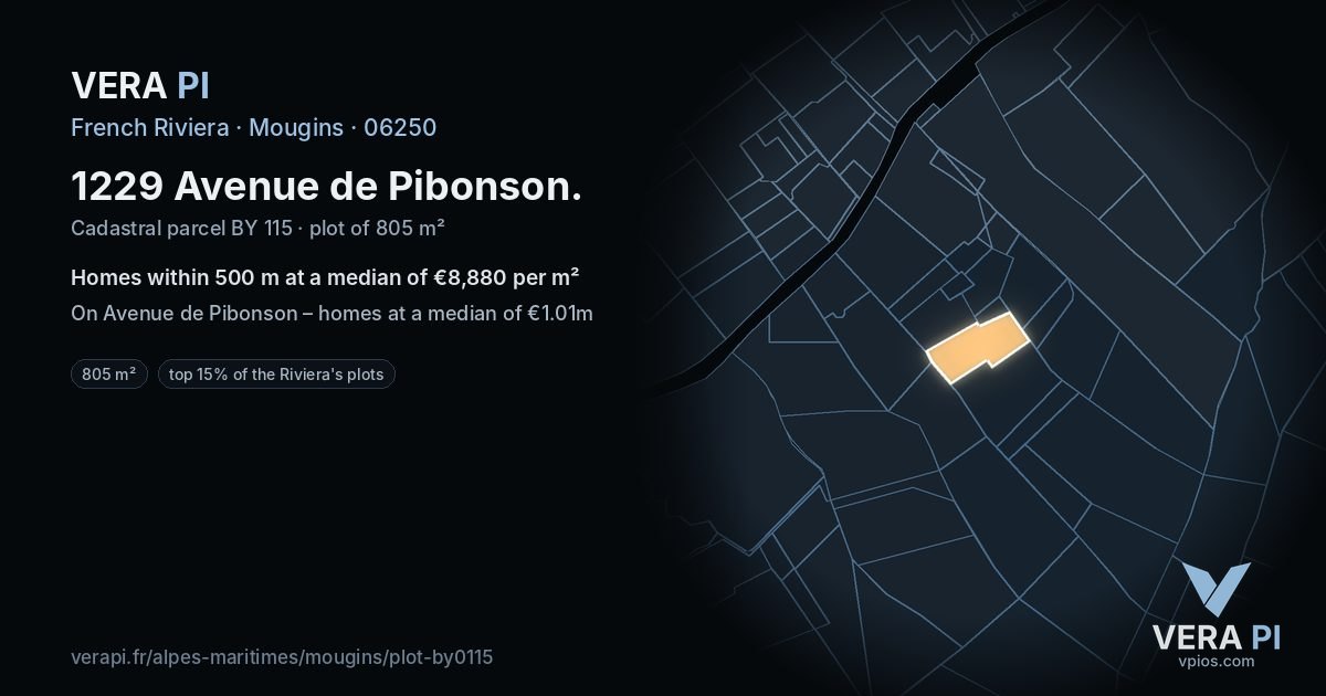 1229 Avenue de Pibonson, Mougins at night – the plot lit, the parcels around coloured by the prices near them
