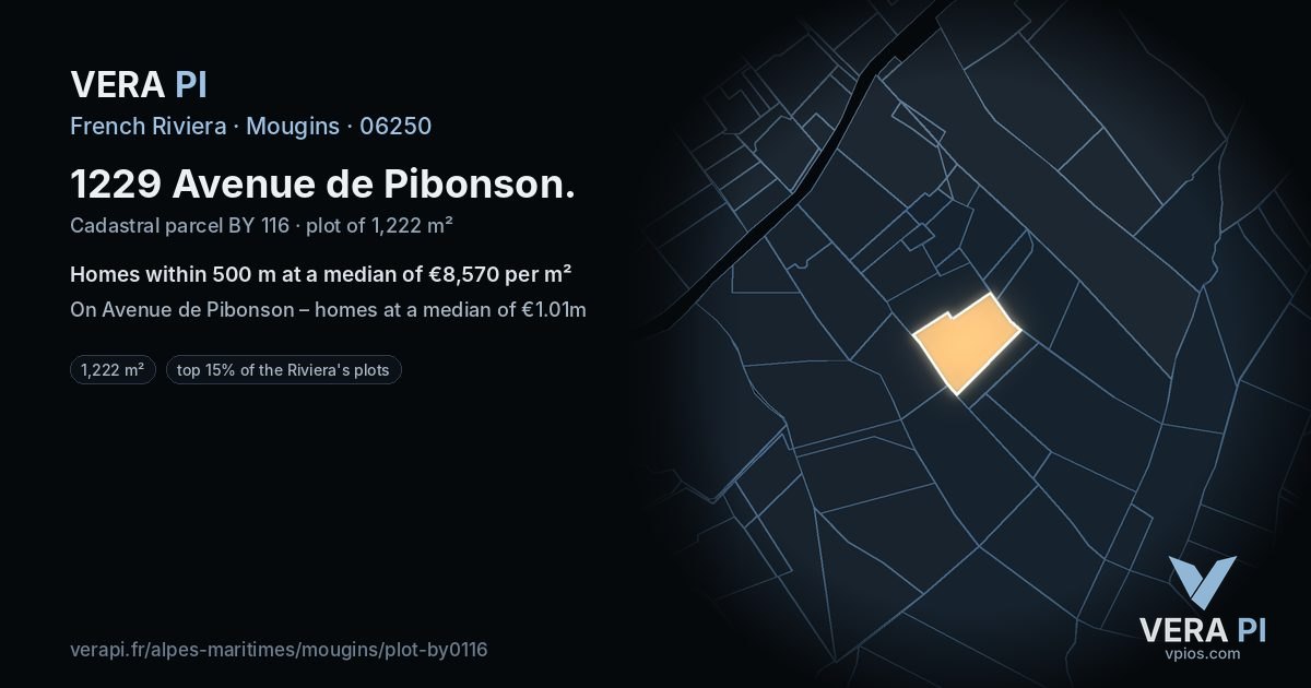 1229 Avenue de Pibonson, Mougins at night – the plot lit, the parcels around coloured by the prices near them
