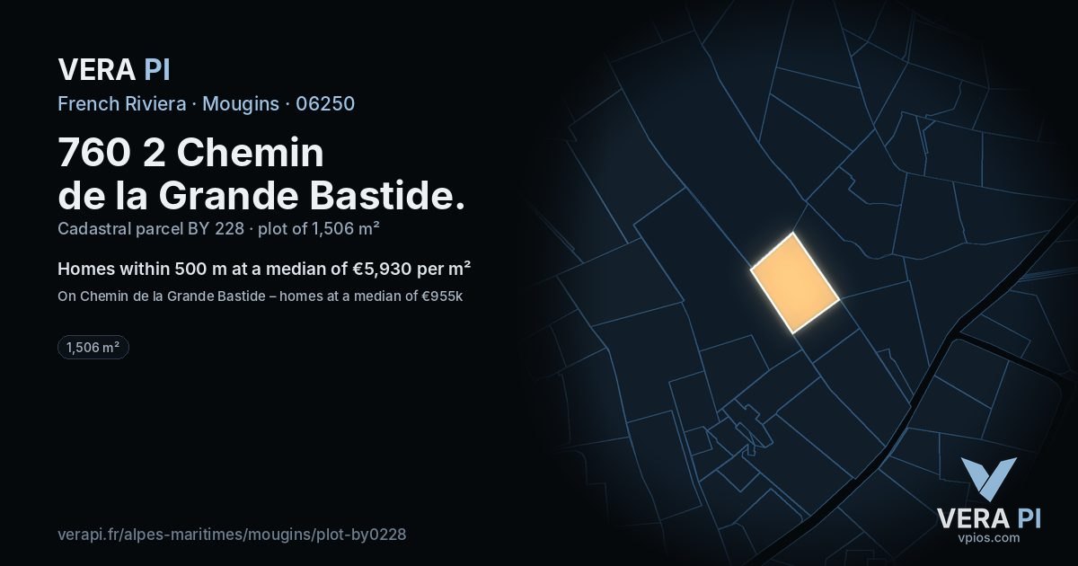 760 2 Chemin de la Grande Bastide, Mougins at night – the plot lit, the parcels around coloured by the prices near them
