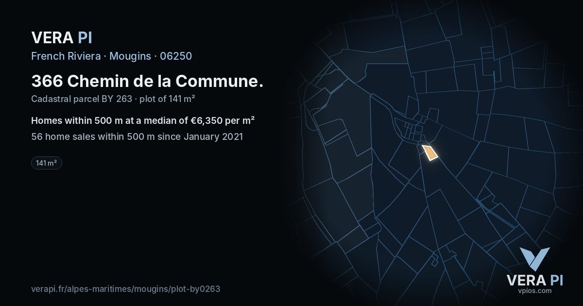 366 Chemin de la Commune, Mougins at night – the plot lit, the parcels around coloured by the prices near them