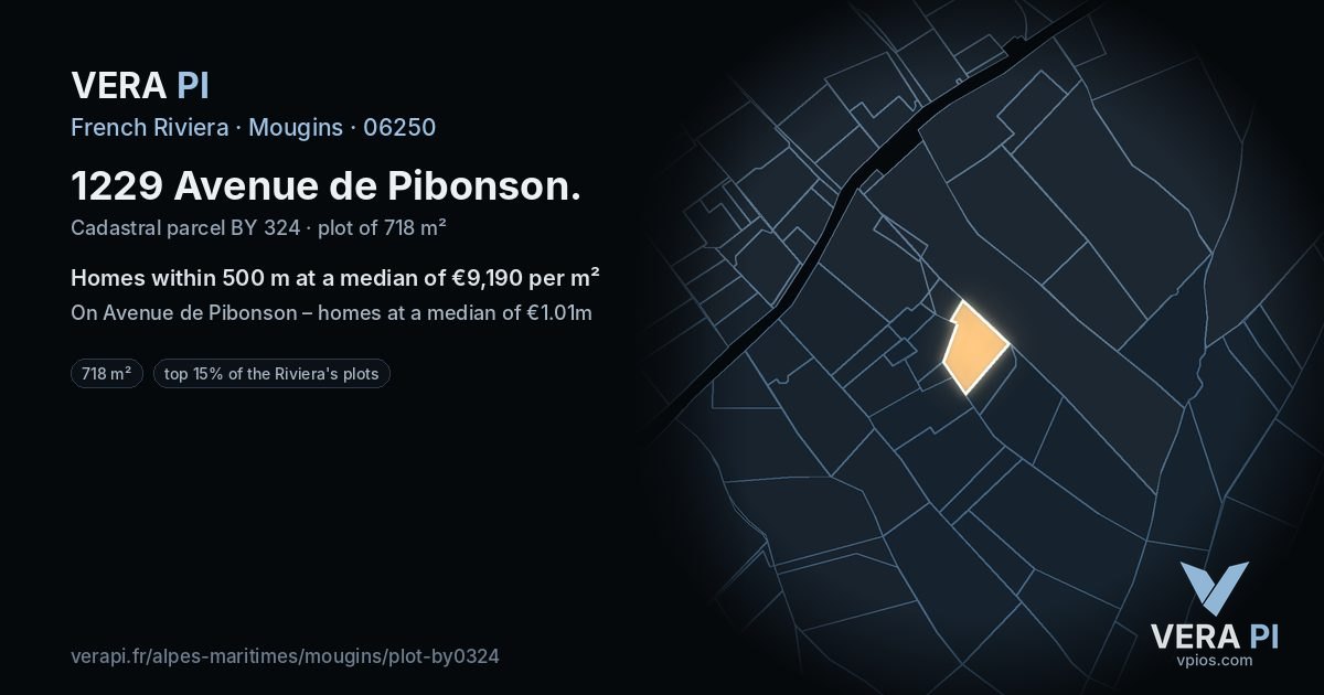 1229 Avenue de Pibonson, Mougins at night – the plot lit, the parcels around coloured by the prices near them