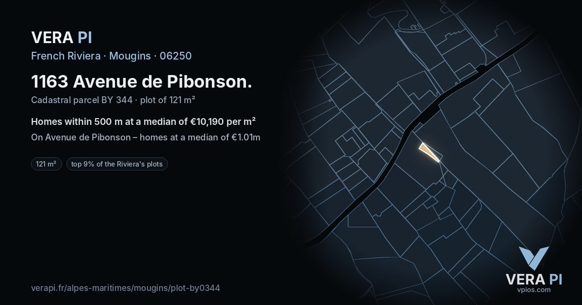 1163 Avenue de Pibonson, Mougins at night – the plot lit, the parcels around coloured by the prices near them