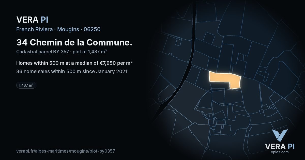 34 Chemin de la Commune, Mougins at night – the plot lit, the parcels around coloured by the prices near them