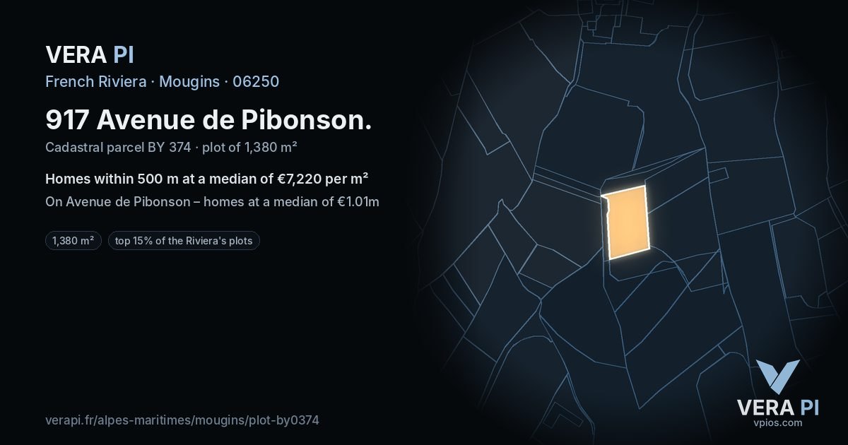 917 Avenue de Pibonson, Mougins at night – the plot lit, the parcels around coloured by the prices near them