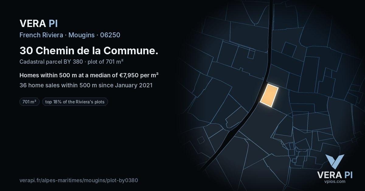 30 Chemin de la Commune, Mougins at night – the plot lit, the parcels around coloured by the prices near them