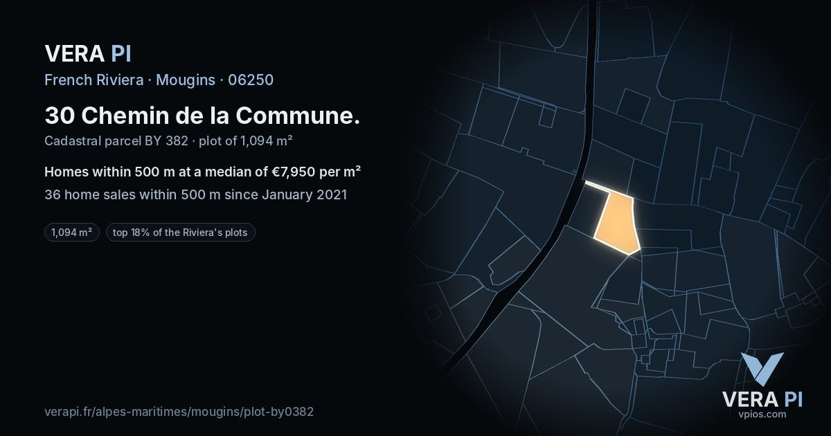 30 Chemin de la Commune, Mougins at night – the plot lit, the parcels around coloured by the prices near them