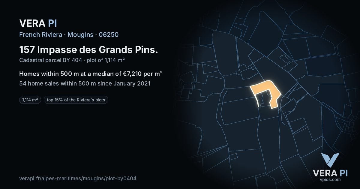 157 Impasse des Grands Pins, Mougins at night – the plot lit, the parcels around coloured by the prices near them