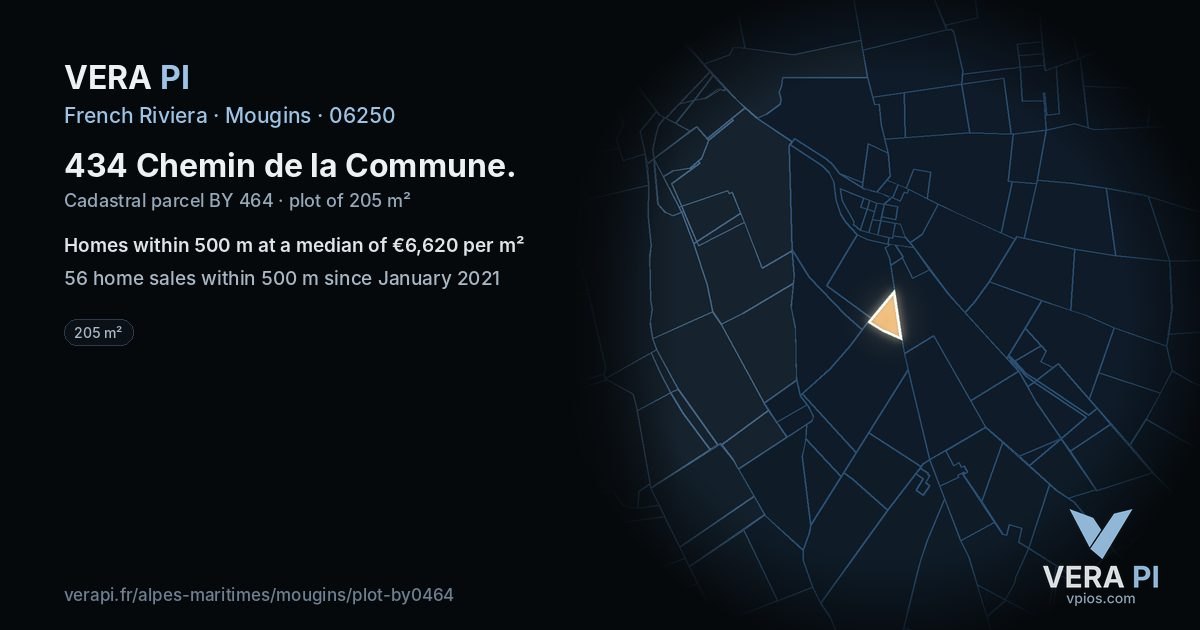 434 Chemin de la Commune, Mougins at night – the plot lit, the parcels around coloured by the prices near them