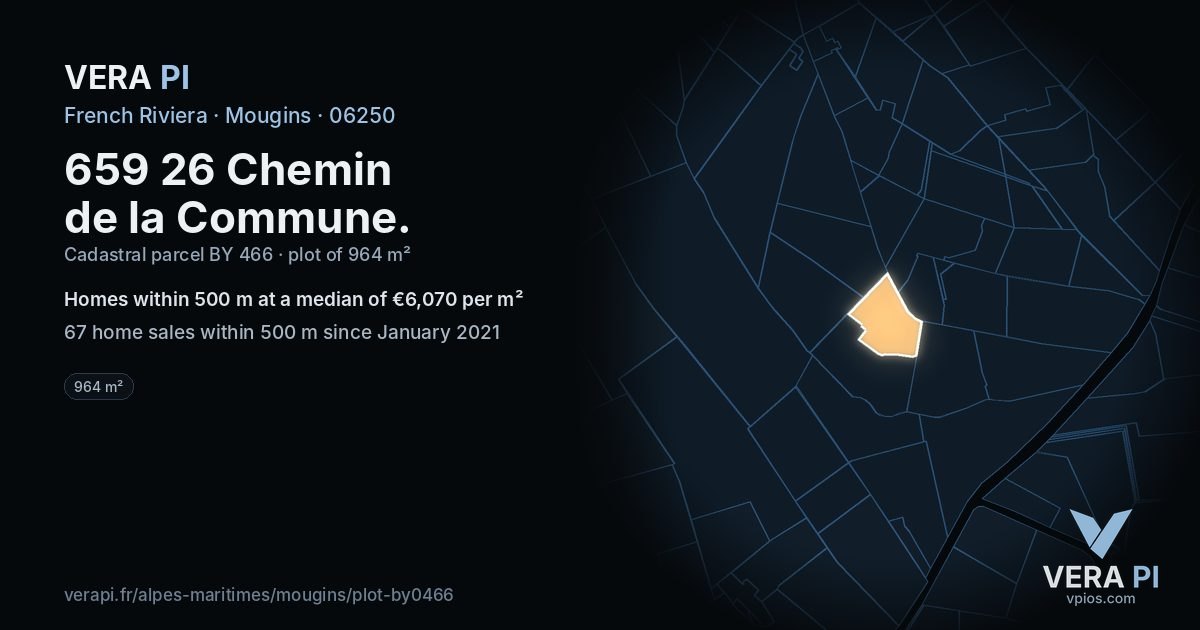 659 26 Chemin de la Commune, Mougins at night – the plot lit, the parcels around coloured by the prices near them