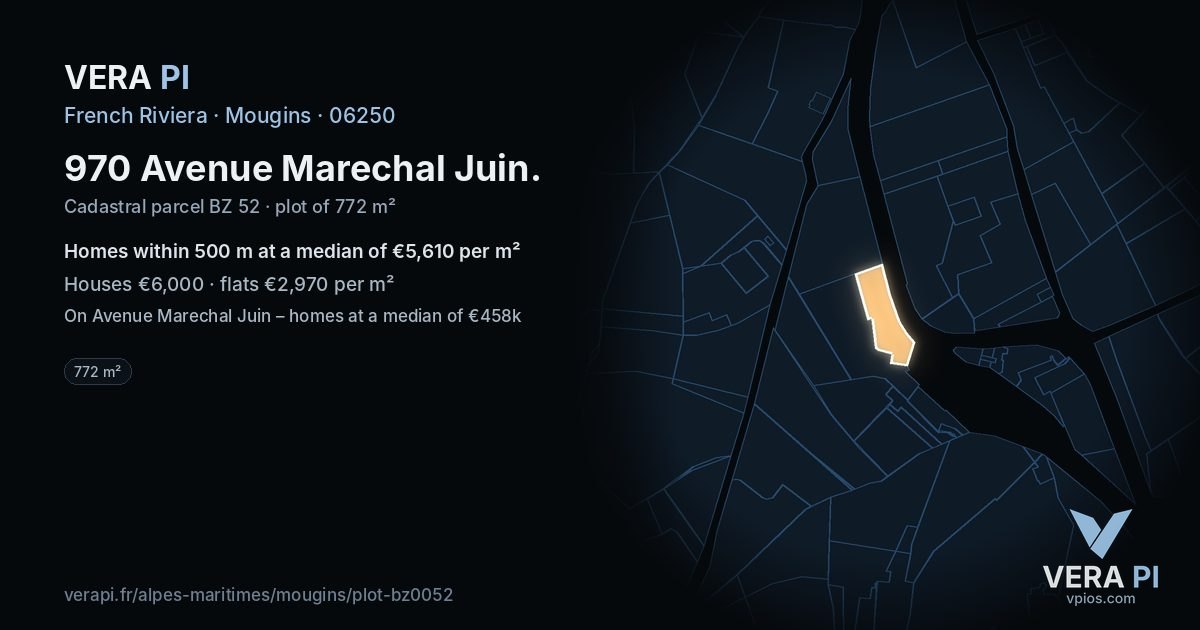 970 Avenue Marechal Juin, Mougins at night – the plot lit, the parcels around coloured by the prices near them