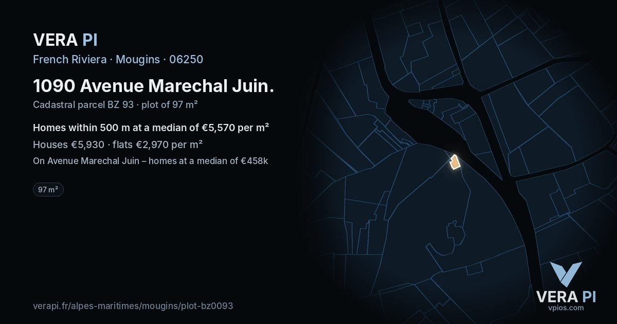 1090 Avenue Marechal Juin, Mougins at night – the plot lit, the parcels around coloured by the prices near them