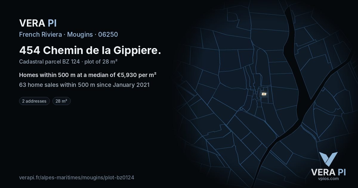 454 Chemin de la Gippiere, Mougins at night – the plot lit, the parcels around coloured by the prices near them