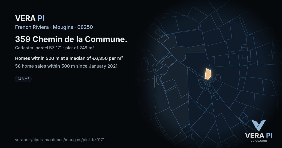 359 Chemin de la Commune, Mougins at night – the plot lit, the parcels around coloured by the prices near them