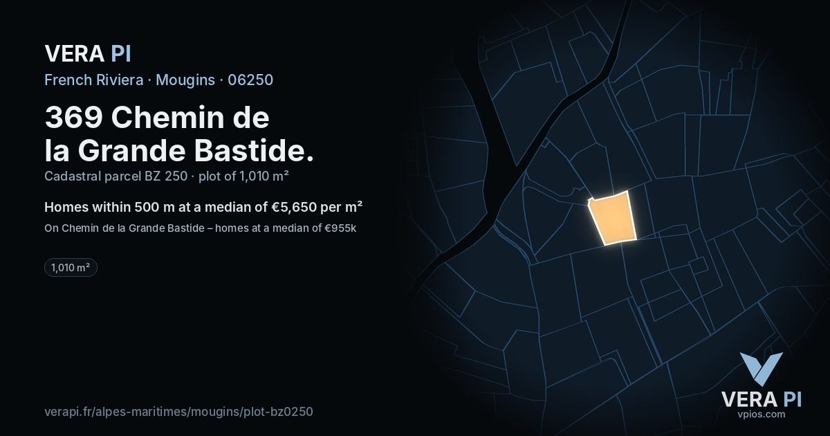 369 Chemin de la Grande Bastide, Mougins at night – the plot lit, the parcels around coloured by the prices near them