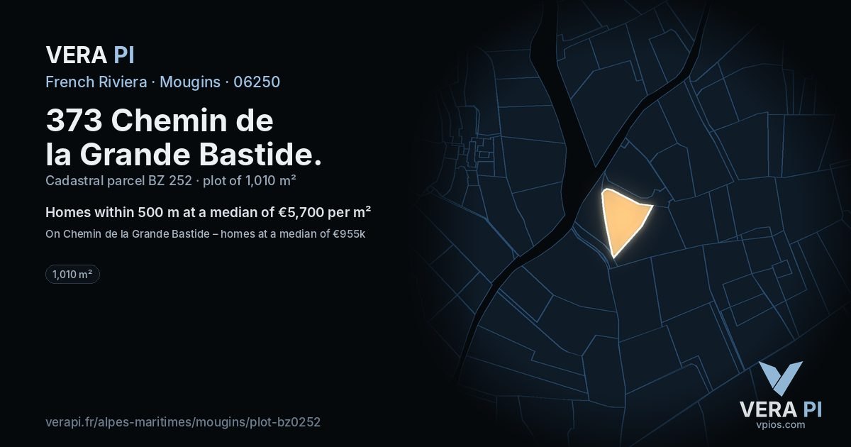 373 Chemin de la Grande Bastide, Mougins at night – the plot lit, the parcels around coloured by the prices near them