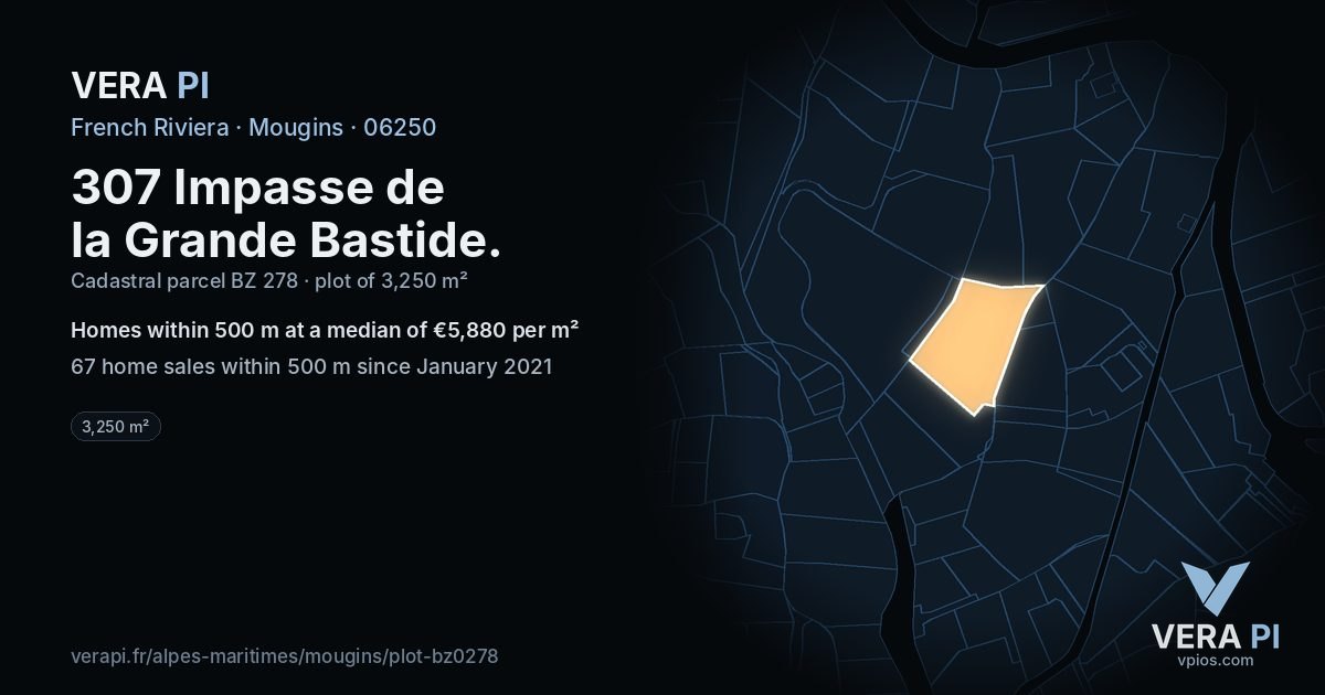 307 Impasse de la Grande Bastide, Mougins at night – the plot lit, the parcels around coloured by the prices near them