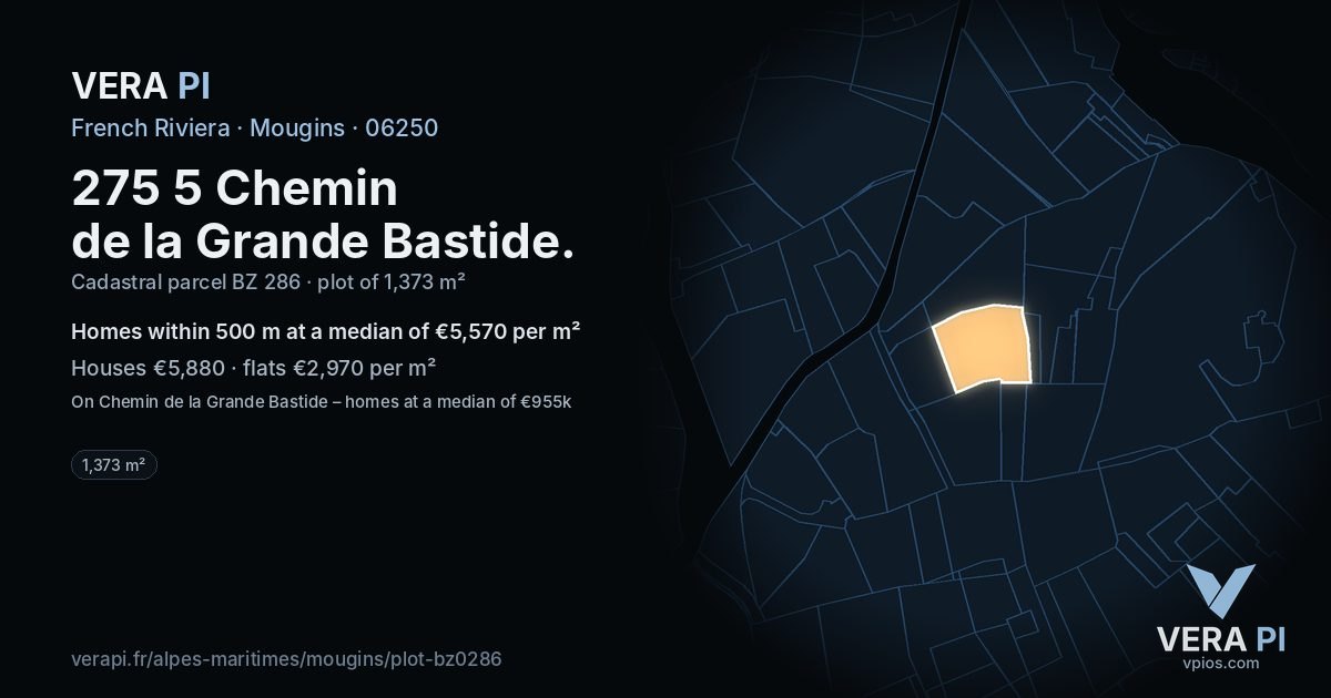 275 5 Chemin de la Grande Bastide, Mougins at night – the plot lit, the parcels around coloured by the prices near them