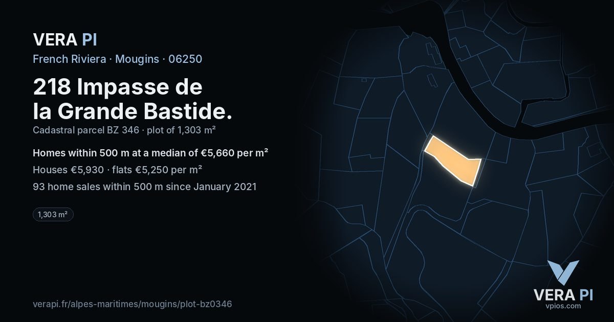 218 Impasse de la Grande Bastide, Mougins at night – the plot lit, the parcels around coloured by the prices near them